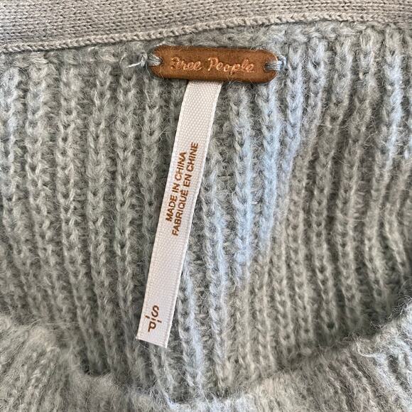 Free People Autumn Sky Cloud Combo‎ Striped Sweater Womens Size S Green Cream - Picture 2 of 7